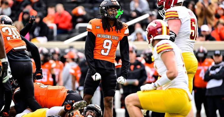 Oklahoma State closes second consecutive winless conference season with loss to Iowa State