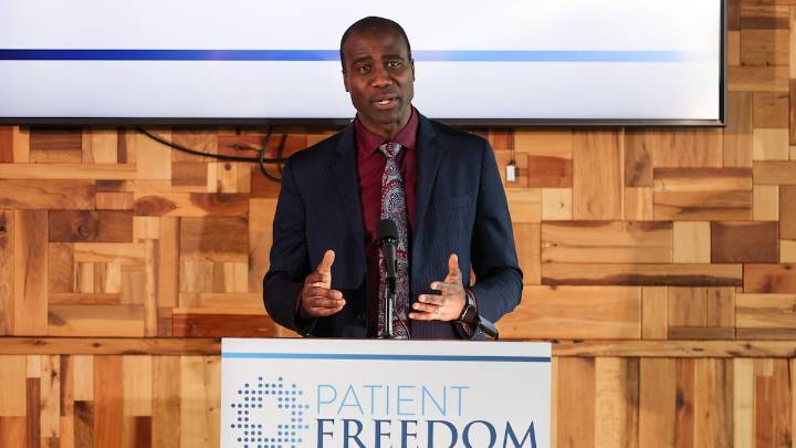 Doctors muffled as Florida moves to end childhood vaccine mandates