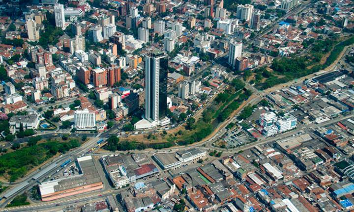 Crecimiento económico Colombia 2025: PIB supera expectativas