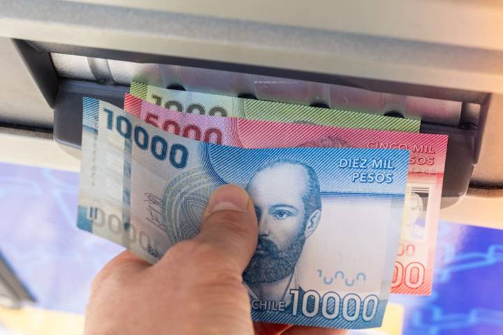 Estos son los bonos que se pagan en noviembre en Chile: revisa cuál te corresponde y los requisitos