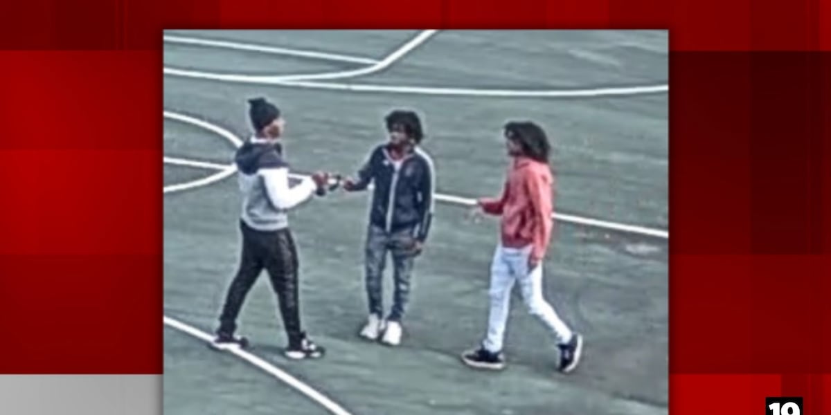 12-year-old robbed of cellphone while playing basketball at Cleveland park; suspects wanted