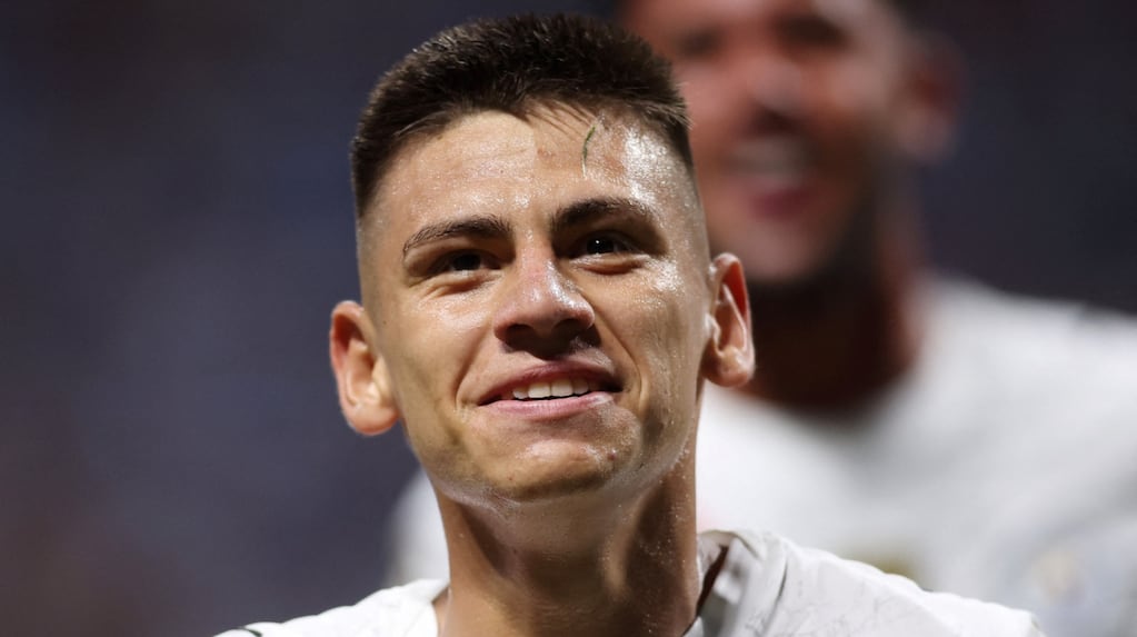 Tras el guiño a River, la inesperada decisión que tomaría Manchester City con Diablito Echeverri