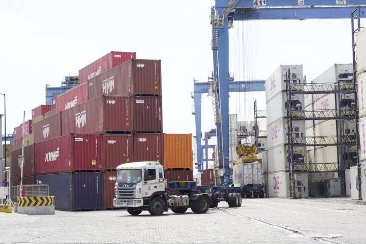 Estados Unidos eliminará aranceles recíprocos en ciertas exportaciones ecuatorianas, destaca el Gobierno