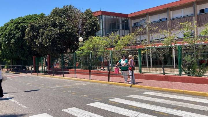 Detenido un menor tras apuñalar en el brazo a otro en Torrevieja