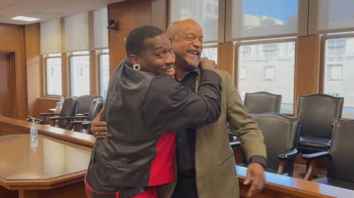 Retired Indianapolis firefighter reunites with boy he rescued from 1992 apartment fire