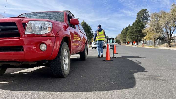 Local food banks report record-breaking jump in need amid government shutdown