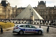 Paris prosecutor says arrested man is thought to be 4th member of Louvre heist gang