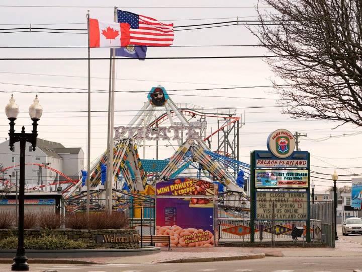 What American cities and states are doing to woo Canadian tourists