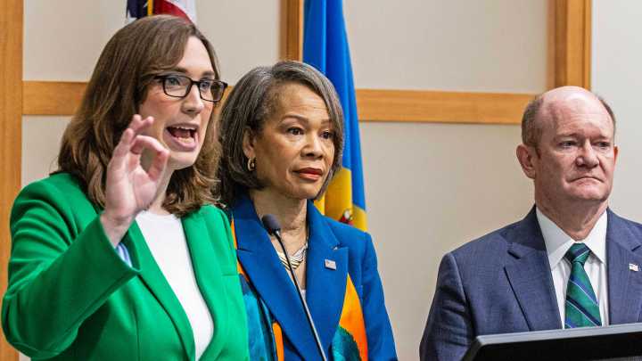 House passes reopening deal, Delaware federal delegation against deal