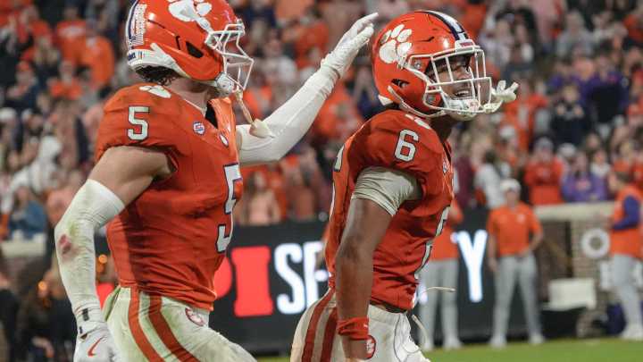 Clemson football vs Louisville. Our score prediction is in