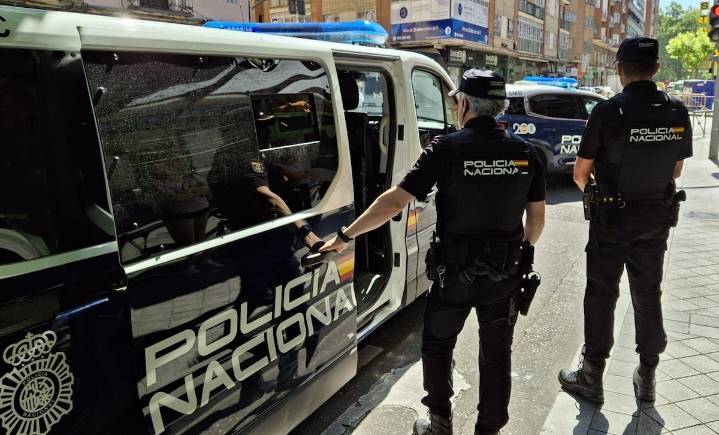 Halladas muertas dos adolescentes sin signos de violencia en un parque de Jaén