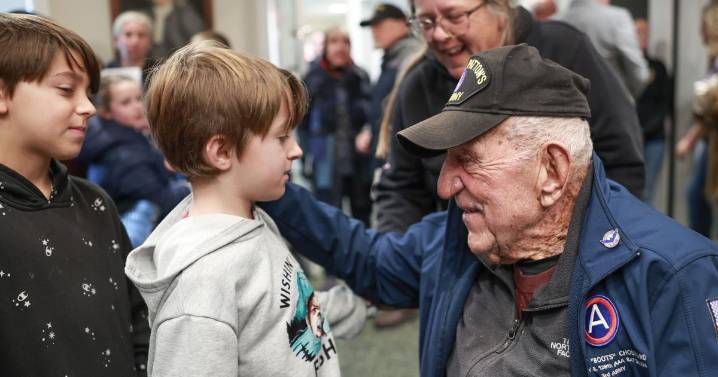 Salisbury thanks its veterans