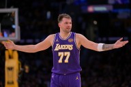 Deadspin | NBA roundup: Luka Doncic burns Mavs, Lakers sweep NBA Cup group
