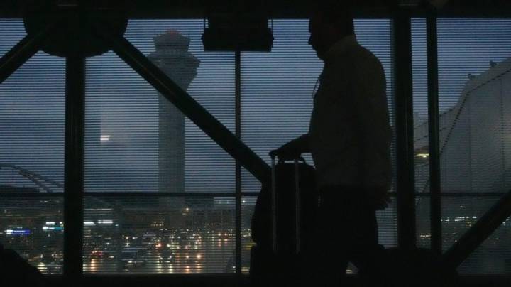 Shutdown sets up weekend of travel headaches