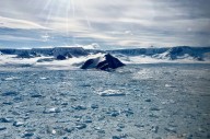 Un glaciar de la Antártida inquieta a los científicos al perder la mitad de su masa: "Podría acelerarse el aumento del nivel del mar"