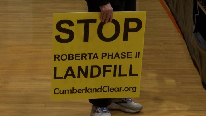 Scott County residents voice concerns over landfills to state environmental officials