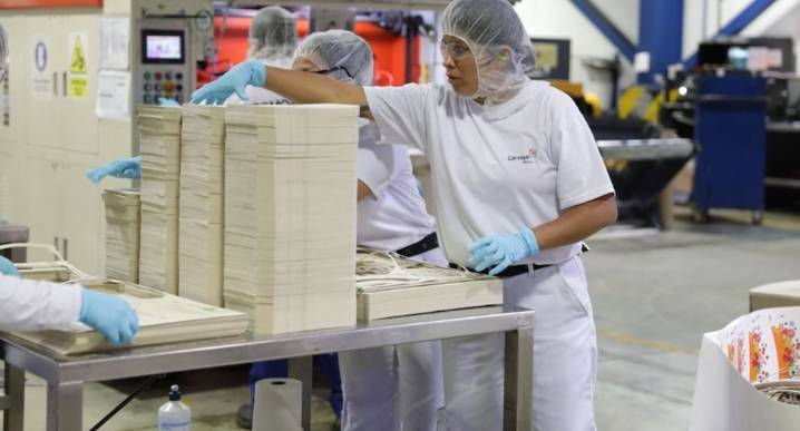 Ministerio de Economía y Finanzas: Mejorar la calidad del empleo es una tarea urgente