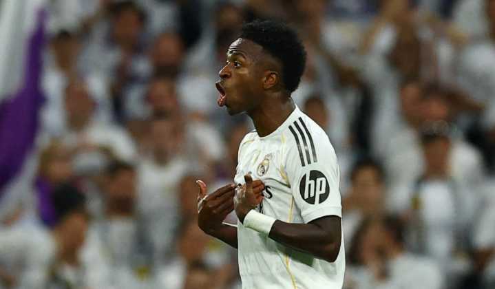 “Es una cosa egocéntrica”: Ex jugador español ‘explota’ contra Vinicius por no disculparse con Xavi Alonso