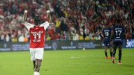 Santa Fe vive gracias a los tres goles de Hugo Rodallega; 3 a 0 sobre Fortaleza