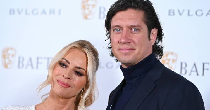 Vernon Kay says ‘I’ve just realised’ as Tess Daly’s Strictly exit causes complication