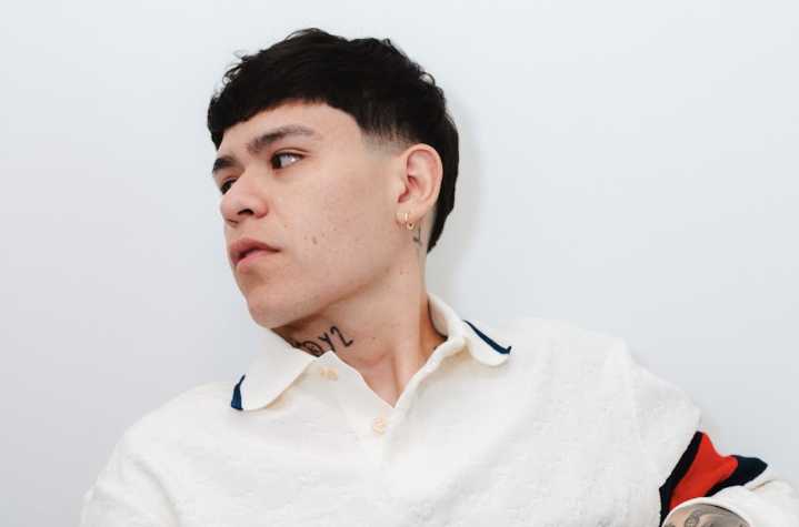 Junior H comparece ante la Fiscalía de Jalisco por cantar El Azul