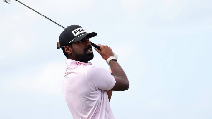 Adam Hadwin maintains one-shot lead entering weekend at Butterfield Bermuda