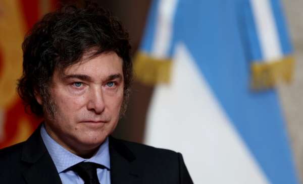 El Gobierno definirá el aumento del Salario Mínimo Vital y Móvil por decreto