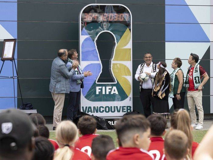 City of Vancouver to allow more noise, but limit street vendors and performers during World Cup