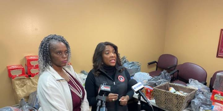 Alabama congresswoman addresses ongoing federal closure during temporary emergency services tour