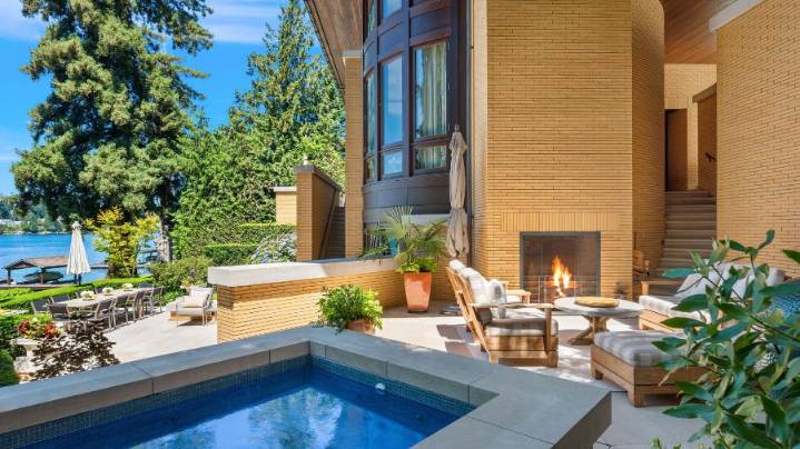$21.5M Bellevue estate relisted after 30% price reduction