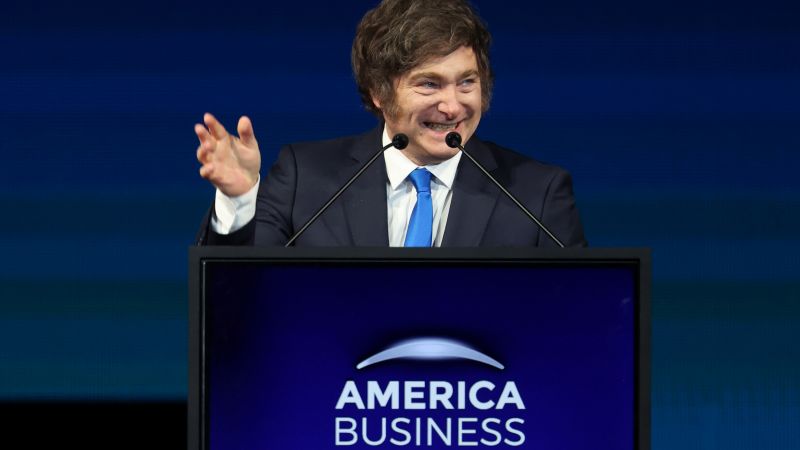 “Make America Great Again”: Milei elogia a su "amigo" Trump y agradece a EE.UU. en el America Business Forum de Miami