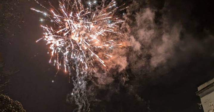 Large crowds gather at pub for Christmas light switch