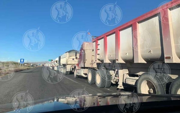 Reportan viajeros fila kilométrica en punto de revisión de Precos