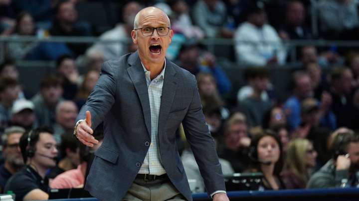 UConn basketball’s Dan Hurley drops wild, anti-turkey agenda before Thanksgiving
