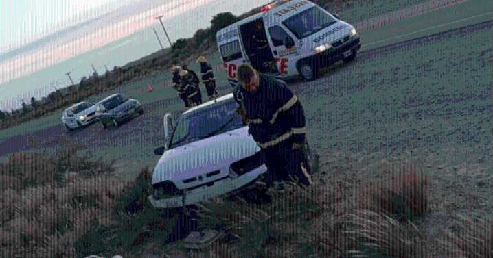 Murió una mujer en un vuelco sobre la Ruta 2, entre San Antonio Oeste y Las Grutas: quién era la víctima