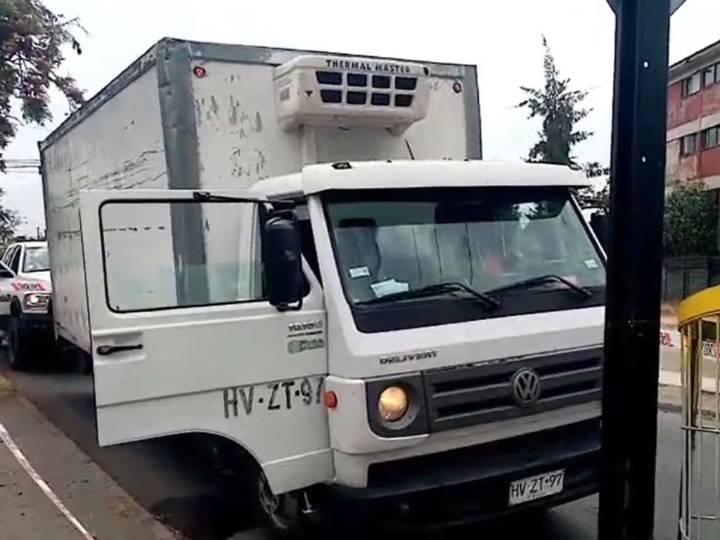 Violento robo a camión en autopista: Carabineros actualiza estado de peoneta baleado y de conductor desaparecido