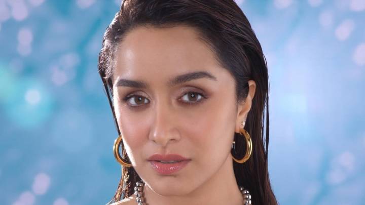 Shraddha Kapoor’s Witty Note Garners Hilarious Response From Fans: ‘Yeh Photoshop Wale...’