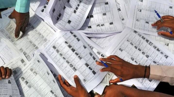 West Bengal CEO directs district officials to complete SIR form collection within this month