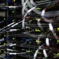 'Splinternets' threat to be avoided, says web address controller