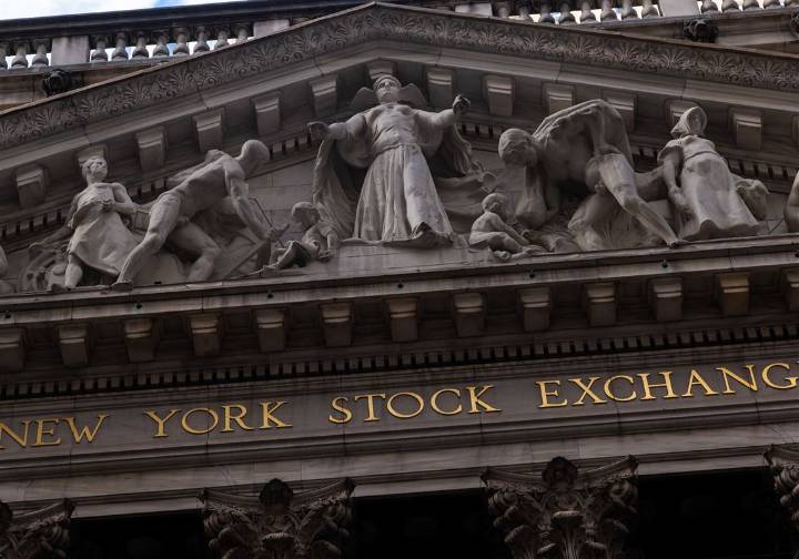 Nvidia’s strong earnings boost U.S. futures while markets await long