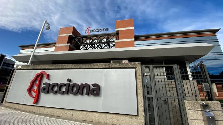 La UCO registra sedes de Acciona en Madrid y Bilbao por una pieza secreta sobre Santos Cerdán