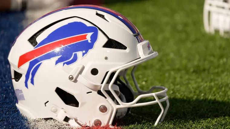 Bills $21 million free agent signing suffers potentially serious injury vs. Chiefs