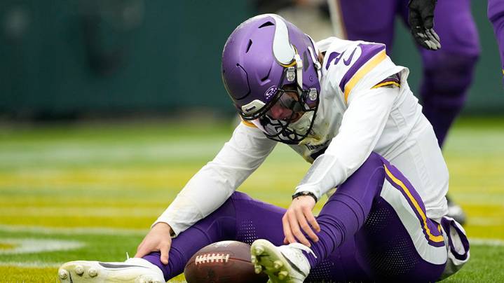 QB still in concussion protocol before Vikings face Seahawks