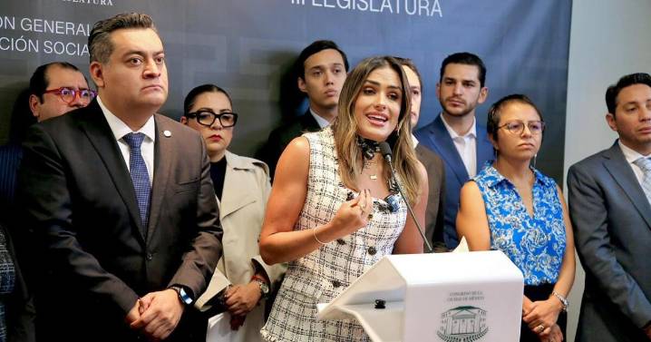 Rojo de la Vega pide que alcaldías reciban recursos de predial y agua en CDMX