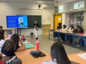 La Diputación informa al alumnado de once institutos de Huelva sobre la convocatoria de las becas europeas Hebe Mobility