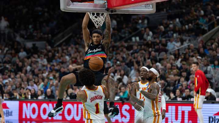 Fox, Johnson lead Spurs to third straight victory without Wembanyama, toppling Hawks 135