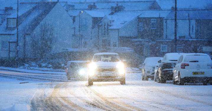 Met Office gives early indication to chances of snow this Christmas in the UK