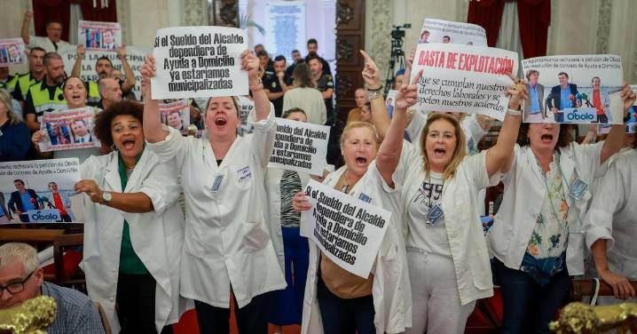 Óbolo acerca posturas con la plantilla de Ayuda a Domicilio en Cádiz