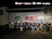 Detienen a ocho personas por venta de hidrocarburo ilegal en Perote, Veracruz