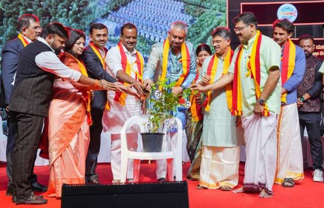 Karnataka Rajyotsava awards presented in Dubai at grand Gulf celebration